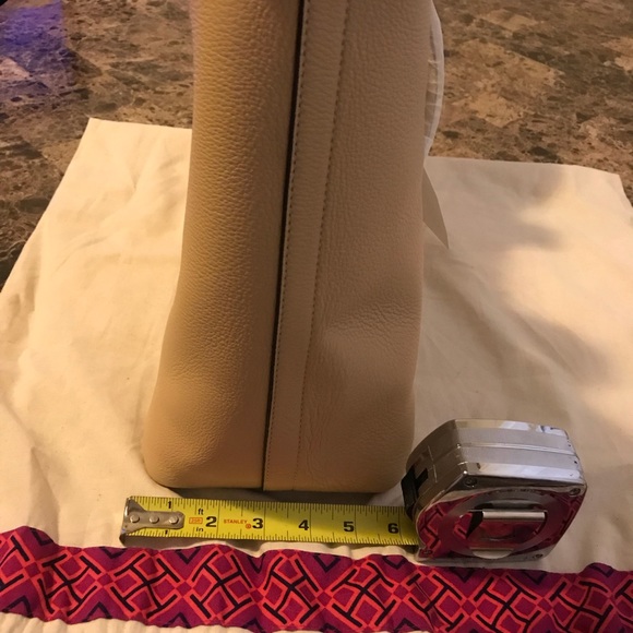 Tory burch tote - Picture 5 of 8